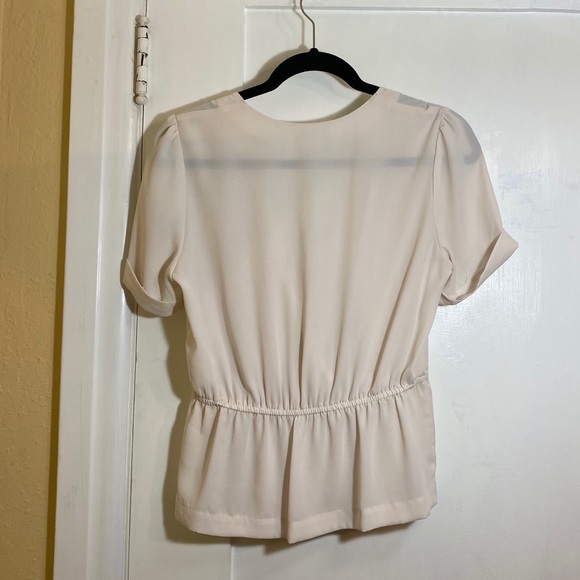Aritzia Babaton Sherman Short Sleeve Wrap Blouse - Picture 3 of 6